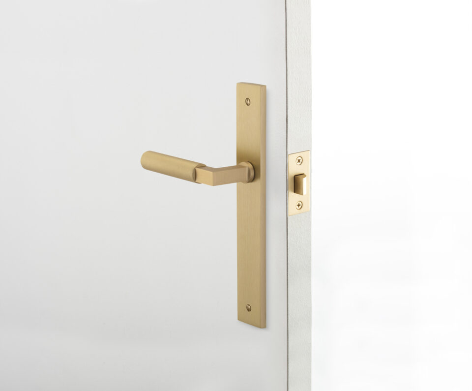 
                      
                        Berlin Lever - Backplate
                      
                    