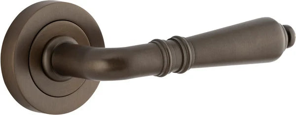
                      
                        Sarlat Lever Rose
                      
                    