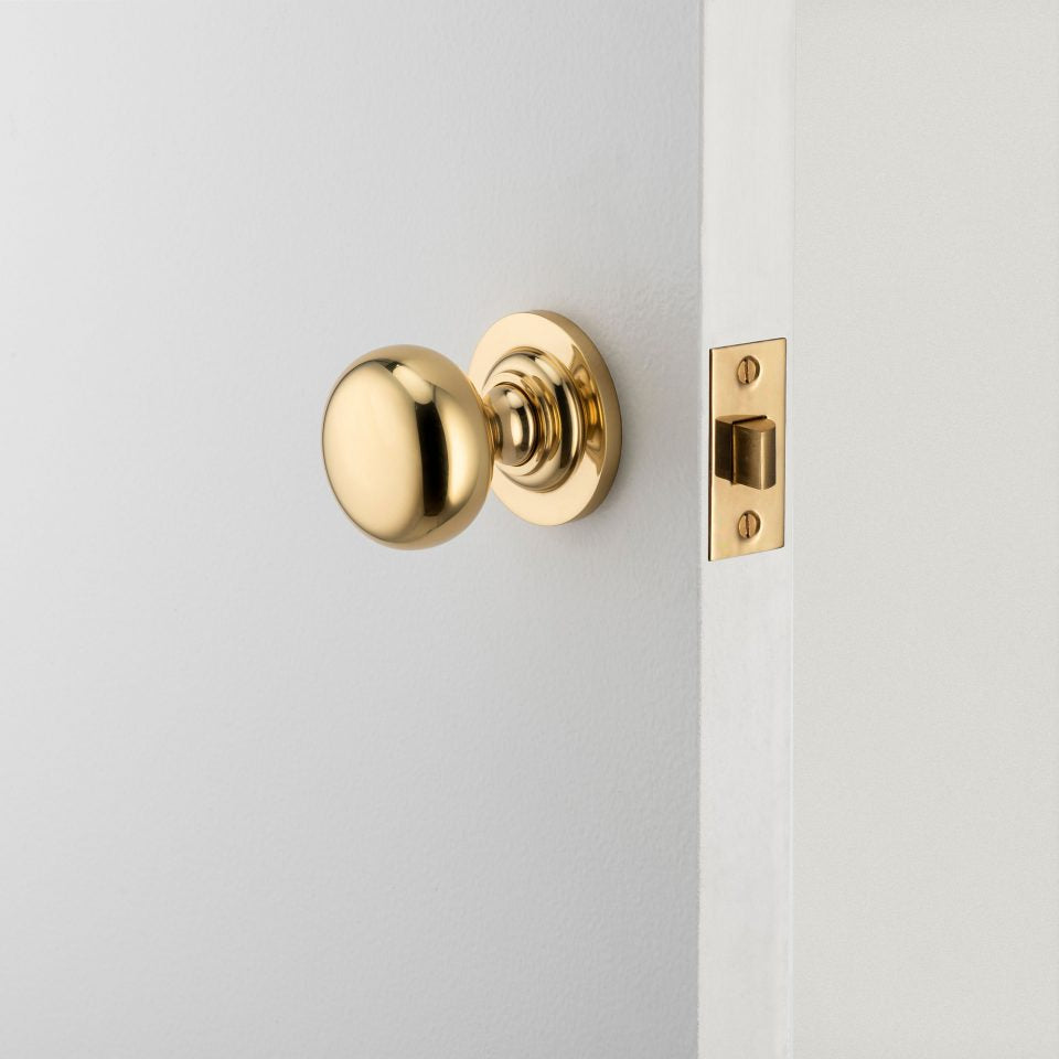 
                      
                        Cambridge Knob
                      
                    