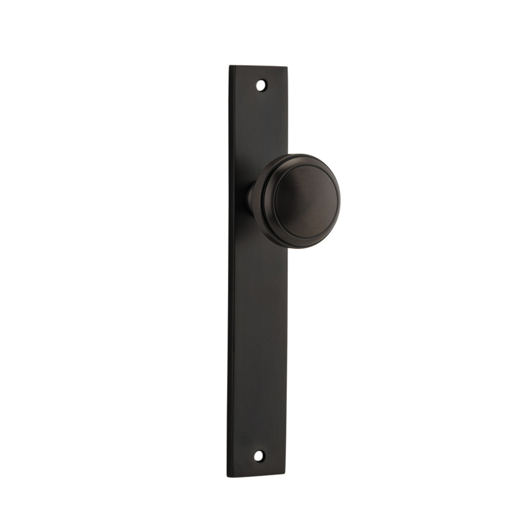 
                      
                        Paddington Knob with Backplate
                      
                    