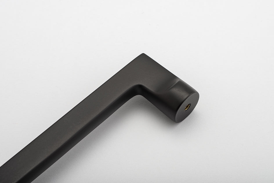 
                      
                        Baltimore Cabinet Pull Matt Black
                      
                    