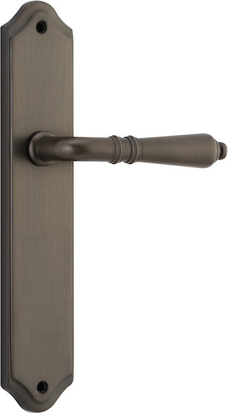 
                      
                        Sarlat Lever with Backplate
                      
                    