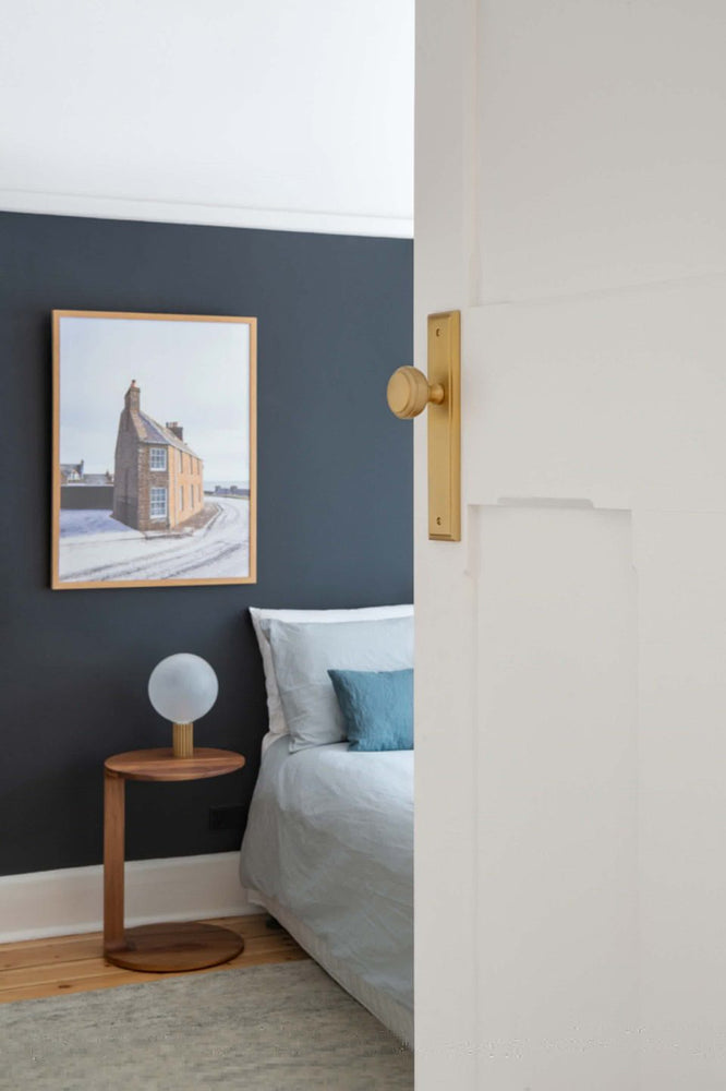 
                      
                        Paddington Knob with Backplate
                      
                    